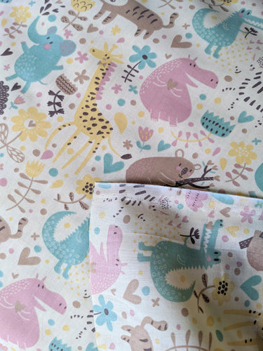 Jungle Animal Fabric, Polycotton Fabric, Love Animals Forest Fabric Sewing Fabric Nursery Fabric Quilting Craft Fabric by Half metre / metre